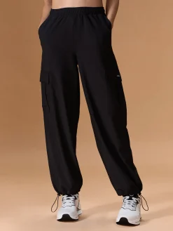 High Waist Cargo Pants In Max Dry Fabric Black