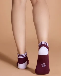 Soft Cotton One More Rep Crew Socks Burgundy