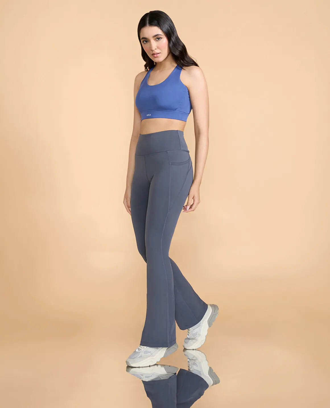 Women Stretchable Flared Pants
