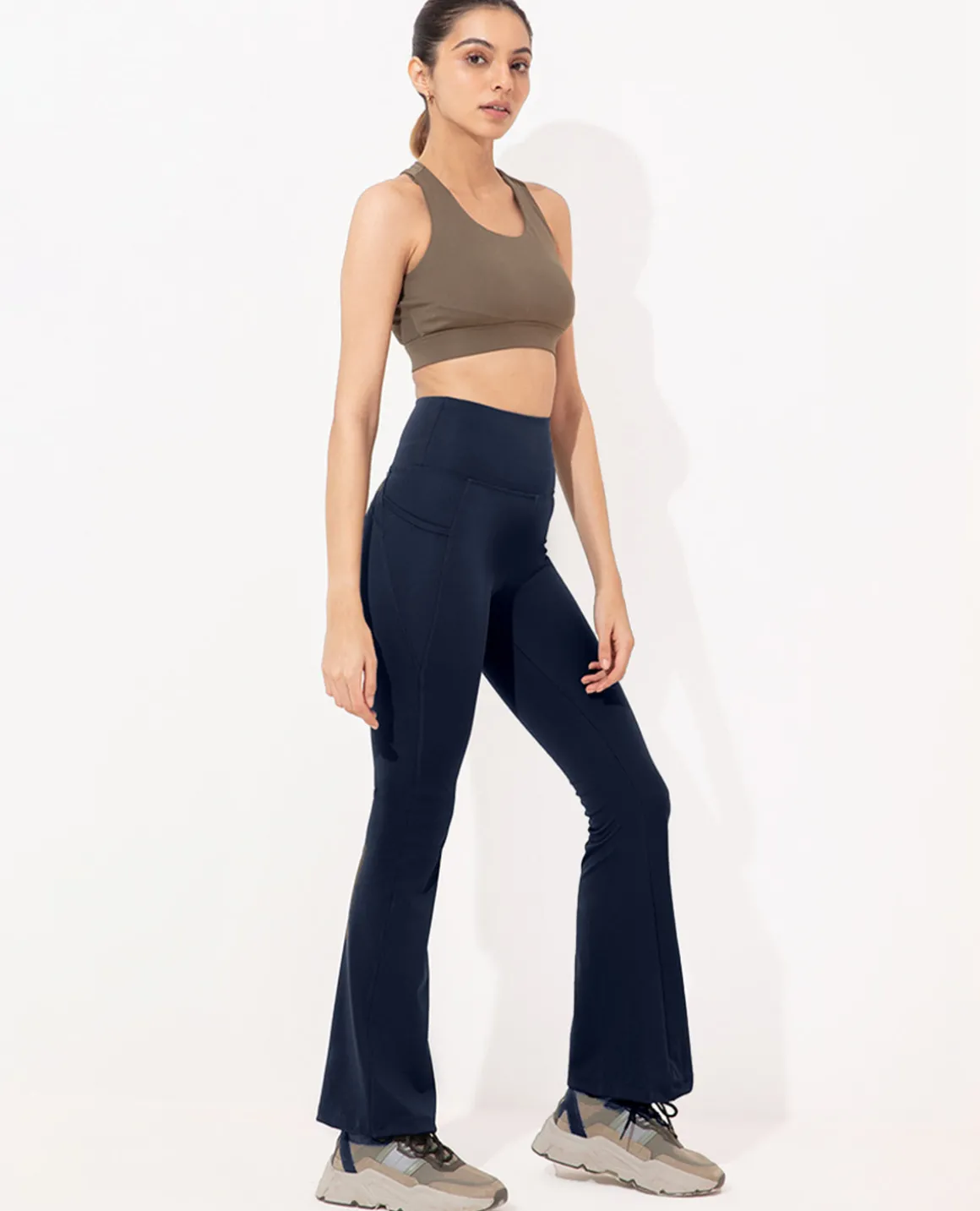 Women Stretchable Flared Pants